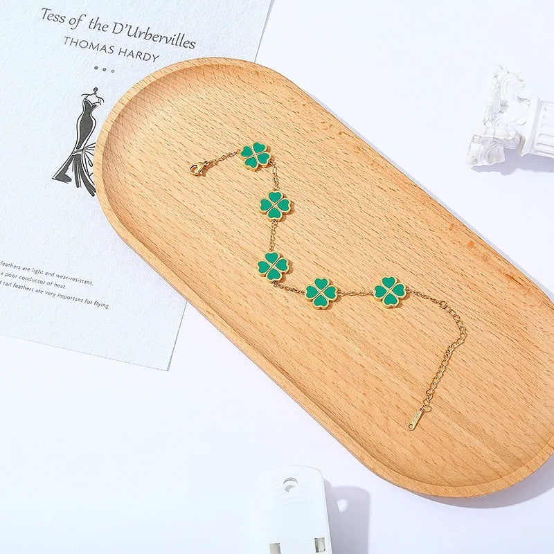 Kleeblatt Armband– Ein Symbol für Glück