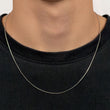 Basic Schlangenkette aus Edelstahl am Hals, von vorne